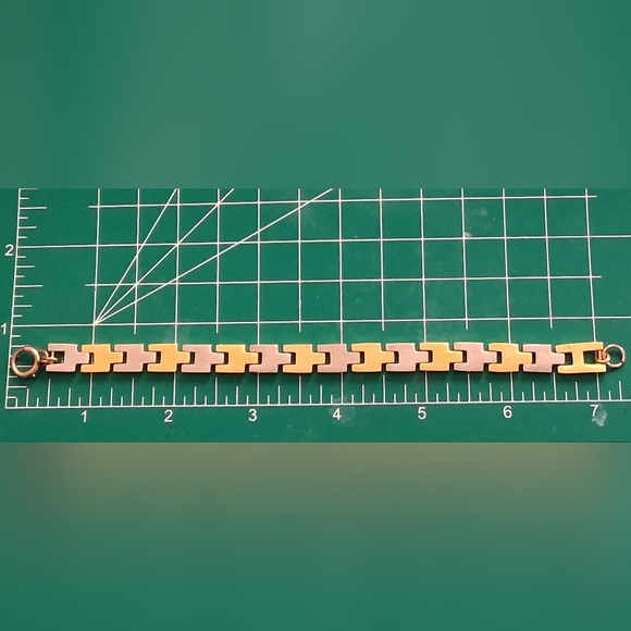 Reversible Mixed Metal Link Bracelet - Picture 5 of 5